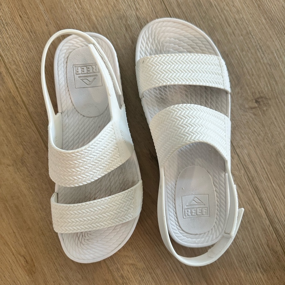 Reef water vista sandals